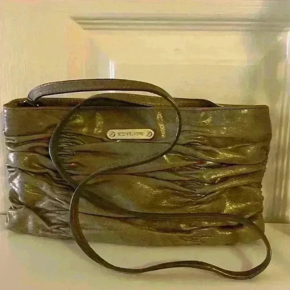 MICHAEL Michael Kors Webster Metallic Golden Crossbody Clutch - Picture 5 of 14